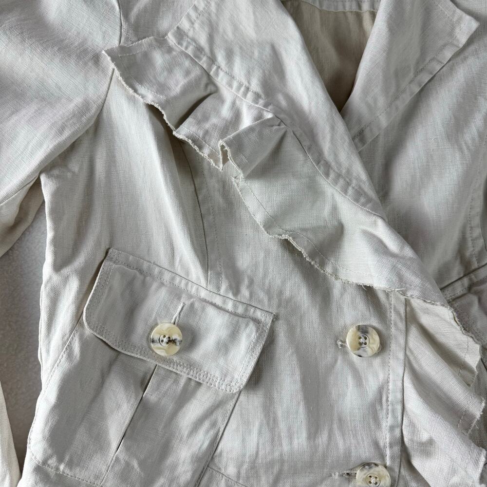 CAbi White Ruffle Blazer Jacket Medium Cropped 100% Linen Blend Military Chic - Picture 3 of 10